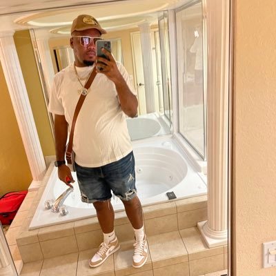 IAmTyreekWhite's profile picture. 25