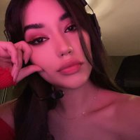 Gia (@giavlrnt) 's Twitter Profile