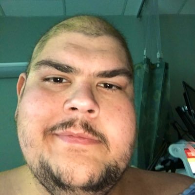 NotNotTSHendrik's profile picture. Bring cake. https://t.co/ozDULn3mI7