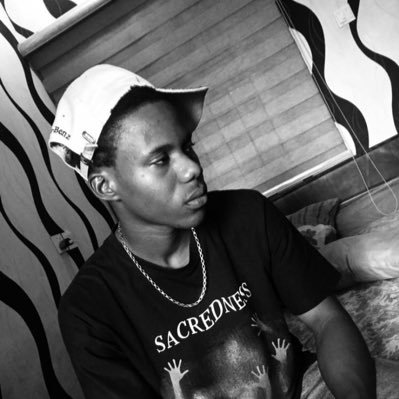 EmmaBank_ole's profile picture. Frequent visit na im dey cause negligence 😳😮