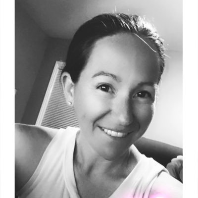 janet_geoffroy_'s profile picture. 