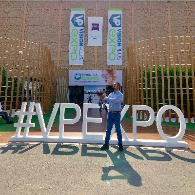 Lalithcgamage's profile picture. Freelance photographer 

When words become unclear, I focus with photography