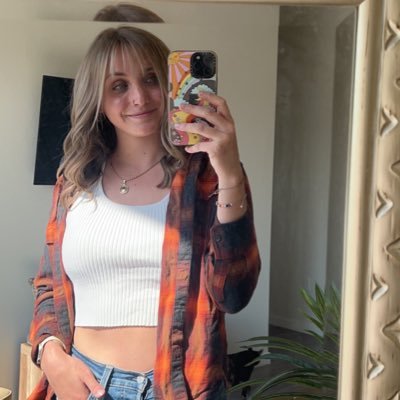 senior swiftie since ‘06 || 22 || colorado || 🏳️🌈
