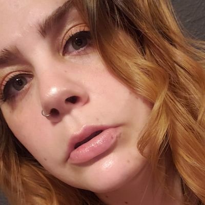 katia_robotia's profile picture. I'm here.