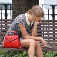 sarah (Eras era!!) (@thisismenotryin) 's Twitter Profile Photo