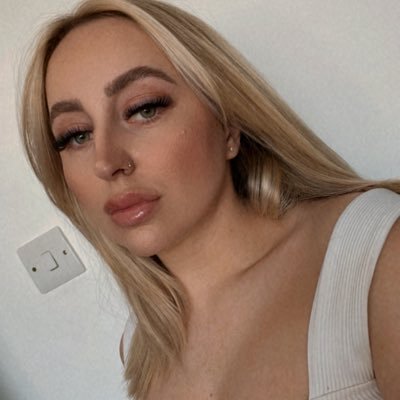 lizproct17's profile picture. 