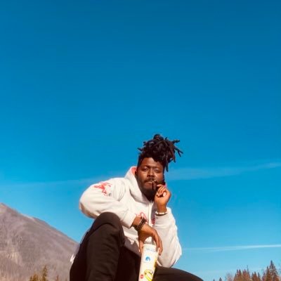 PapiZabee's profile picture. Liberian🇱🇷 🇸🇳 snap: papizabee Proberbs 27:17 IG:Papizabee #CFC #MiamiHeat 🔥 #HEATTwitter To be more creative you have to be less productive