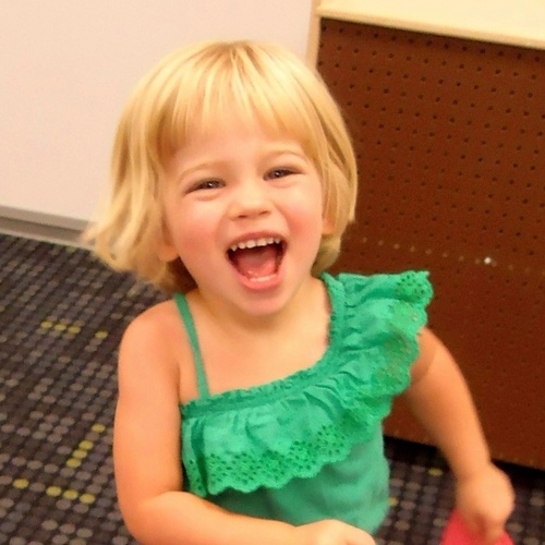 kidvillemd's profile picture. We offer classes in art, music, dance, gym and enrichment for children up to age 6 and parties up to age 9. Visit our salon or boutique!
http://t.co/mTQ0tF0f