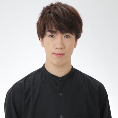 俳優、現役プロボクサー、20歳