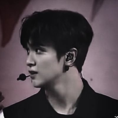 namirana_a's profile picture. In fact, falling in love is painful.
  
baca au utk giselle