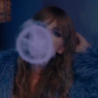 _highinfidelity's profile picture. just a swiftie :) she/her 19