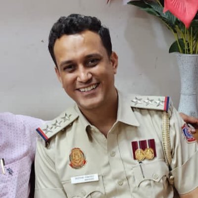 # a Cop # a fitness freak # a family man # tweets r personal # call 112 for emergency