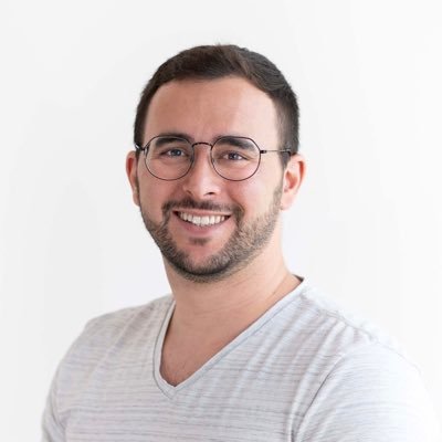 UriyaBd's profile picture. 