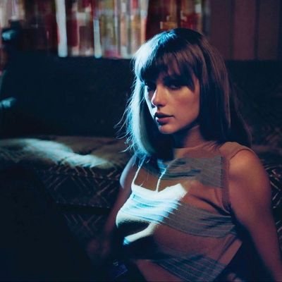 GhostRayssa's profile picture. The future is female ♀️✨