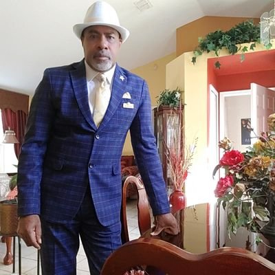 LarryDj83317438's profile picture. 