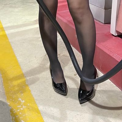 panst0524's profile picture. 嫁のパンストフェチ系の写真を投稿します。フェチを共感してもらう為のアカウントです。無言フォローで大丈夫なのでよろしくお願いします！RTは大歓迎です