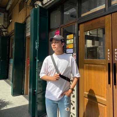 __tengkuarief's profile picture. backup account