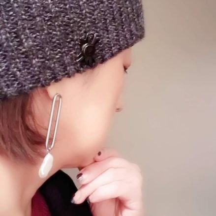 朝つゆです。
世の中の事など色々。
タルタリア等にも興味あります✨
フォロバは出来ない事もあります🙇
DMは読みません。ごめんなさい🙇🏻
たまに言葉を綴ります。
短歌が好きです。今は詩を書いています
せめて、きみの睫毛を濡らす「朝の露となりて」