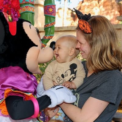 Myrthe ✨
My main interest is Disneyland Paris 🏰
From imagineering to characters to the latest news ✨