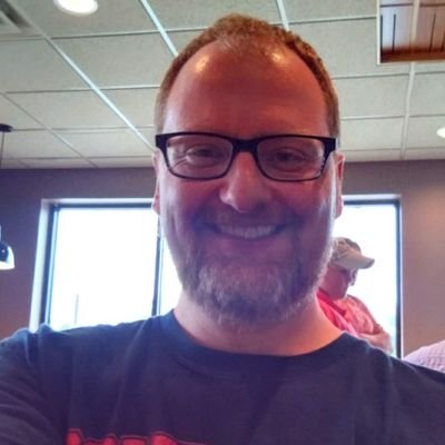 nevtelenuriembr's profile picture. No longer here. You can find me under bluer skies.