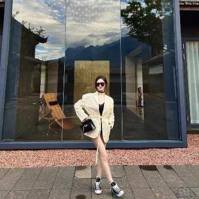 Helen59610569's profile picture. I am me, different fireworks