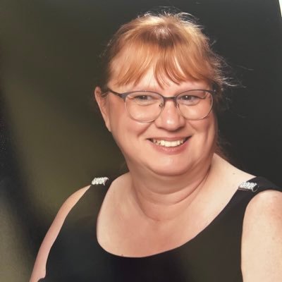 Cruise Planners Franchise Owner, Genealogist and Co-Host of the Virtual Historians podcast. https://t.co/cqhZ3k9oIE