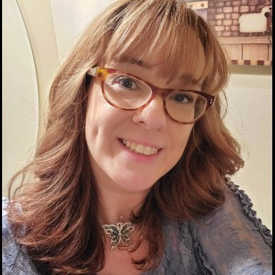 BLESSED✨️Endless Possibilities 🌟Mrs💍Daisy's Mama🐾 Believer in Miracles ❤️Lifelong Learner ⭐️Survived for a Reason