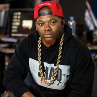 PLUG 6 🎧🎙🏁😷 (@memphisonair) Twitter profile photo