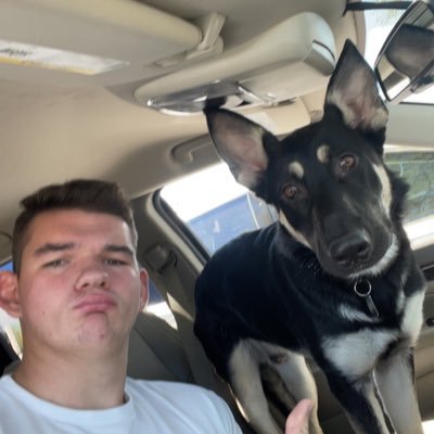 Az 🌵✈️ OR🌲; former 4 year athlete. BHS 2022 graduate 👨🎓 former 1 1/2 year D28 associate for HomeDepot 0471. clean line tech/ paint tech for turbine aero ✈️