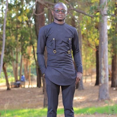 A Linguist .
Political Strategist.
Fashionista.