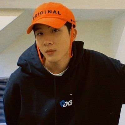 _wallminnie's profile picture. 🧡 •fan account