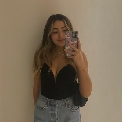 alondraisaa's profile picture. uprm ; nineteen ; HΓΔ β