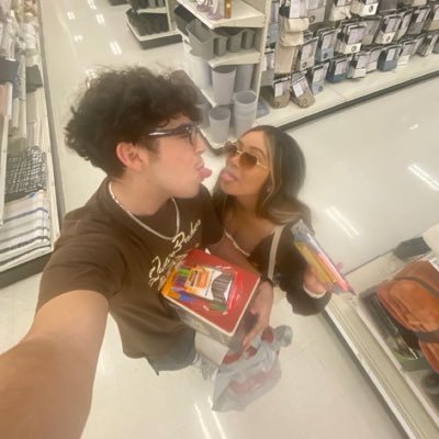 DylanRchrdsn's profile picture. 