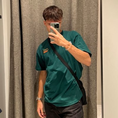 javiiii04__'s profile picture. 🤍