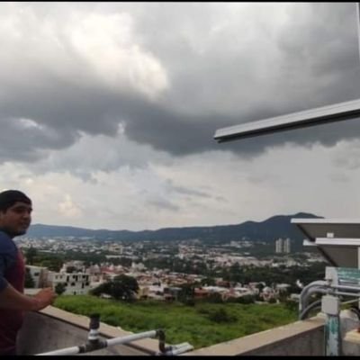 Hoy, no más me muero como alcohólico famoso... que como un alcohólico anónimo.
Hetero activo