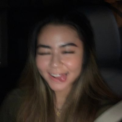 ninajunsay's profile picture. 