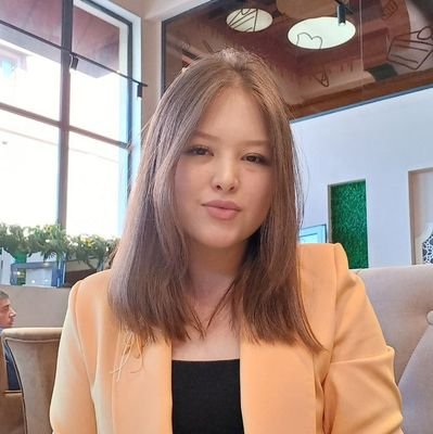 smashrabzoda's profile picture. 