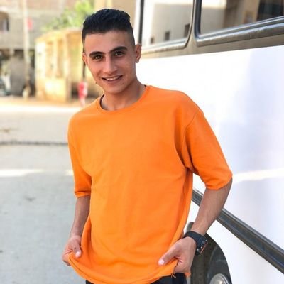 كـتـاب بـوسـتات📝
my birthday 2002/8/1
🎉Year 20
بـرج الاسـد🦁
ابـن الـدقـهـلـيـه الـمـنـزلـه
اهـلوي وافتخر🔥
ان مات القلب فعلم ان القاتل ڪان اعز الناس💔