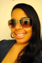 Hello my name is Sharee Brooks and I am a freelance make up artist and photographer in the local Austin area!! Contact me for appointment info... (512) 769-1127