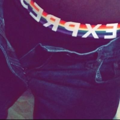 Gay, Vers, freak, here for a good time not a long time, Hmu😈