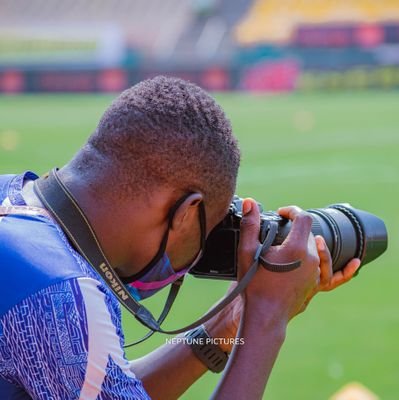 Sports writer https://t.co/e8Zsqh3AUd /Communication officer @pwd_bamenda/Sports commentator at Dream FM. passionate photographer.