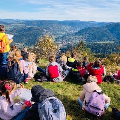 CE_CMTernuay's profile picture. 17 GS-CP-CM1-CM2 et leur maîtresse @Annelyse_g1 au beau milieu des mille étangs (70) ! 🌱🌳🌲🍃🌸🦉