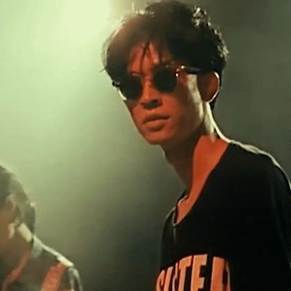 lo3k95's profile picture. 