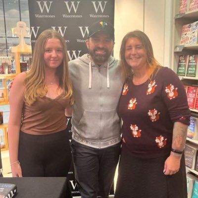 The one true love of my life......my daughter ❤️ Robbie Williams fan 🥰 Ant Middleton fan 🥰 Paul Smith fan 🥰
