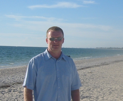 Lutron Residential Sales Manager. Technology fan. Musician.