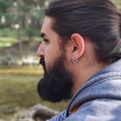 Soy un loco 🙃 Comparto mi vida con @akemy84 🛤️ CEO 🌍 @gnserver CTO @cyogakd 🕉️ Yogui&SysAdmin. 🎬 Director de KuroNeko Studios ( 黒猫 studios ). Namasté 🙏