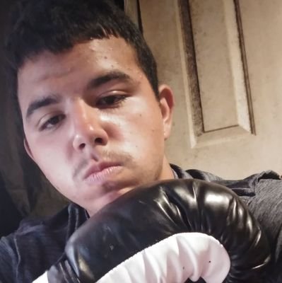 MiguelI420's profile picture. 22=toxic+asome guy