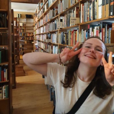 roisinmcgee's profile picture. photographer, unionist, big nerd ☘️ campaigns + comms @spsfgroup, proud to be @withmeaa 🌹 she/her 🌱