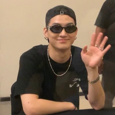 JJPGOT7__'s profile picture. #GOT7 one of #IGOT7 💚