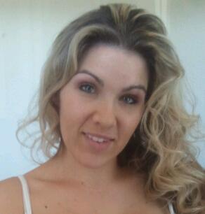wife n mother of two... working too hard to not enjoy what this life has to offer